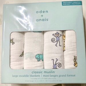 Aden + Anais Classic Cotton Muslin Swaddle Blankets (4) Jungle Jam Print